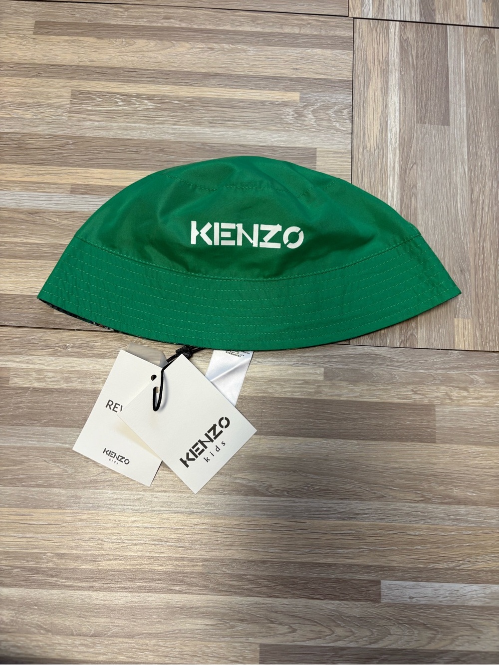 KENZO Green Logo Bucket Hat - reversible